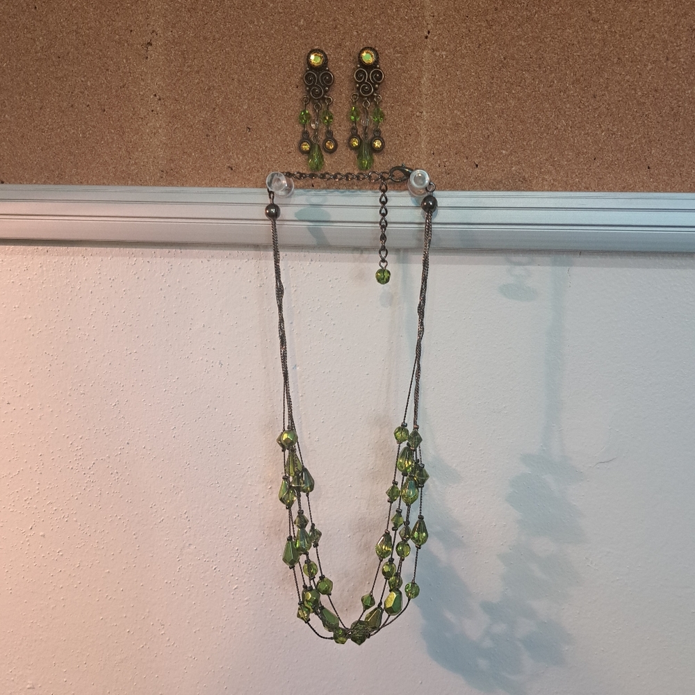 Green Jewelry Set